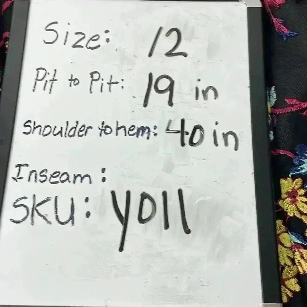 Nicole Miller Heavily Embroidered Black dress. Size 12 work party vacation date - Picture 5 of 5